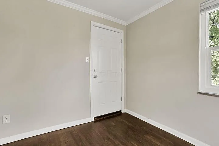 1 bed, 1.0 bath, 600 sqft, $900 — Photo 42