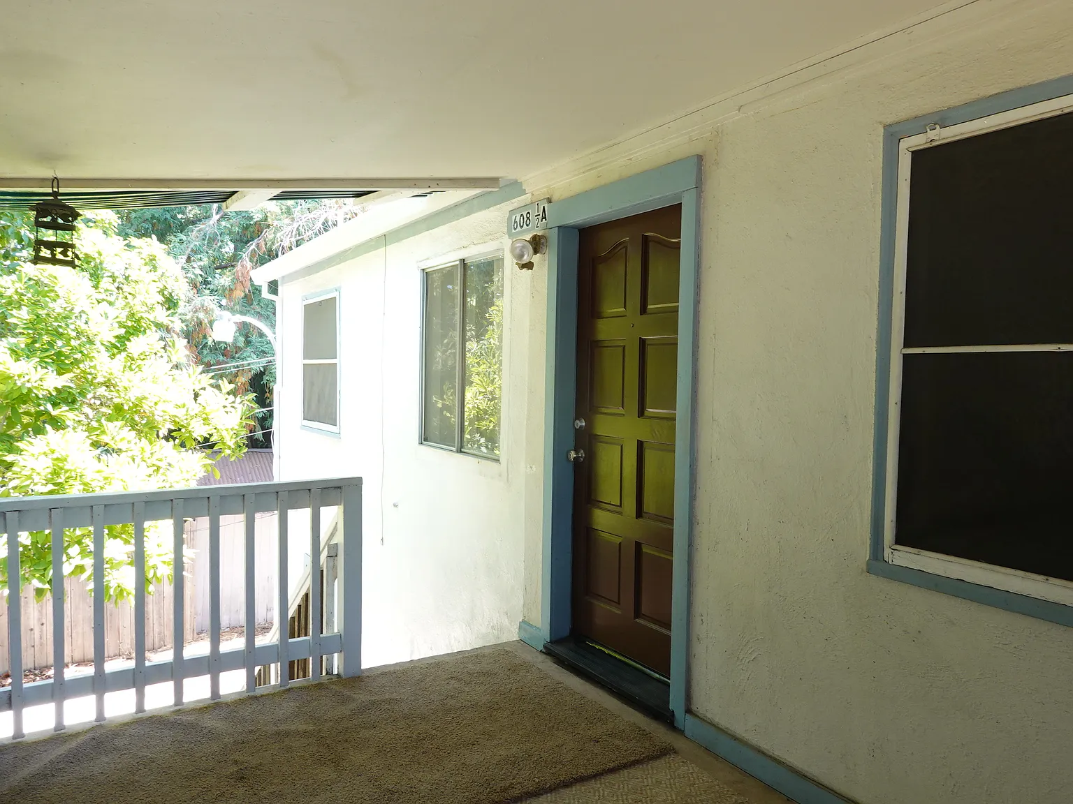 2 bed, 1.0 bath, 800 sqft, $1,025 — Photo 2
