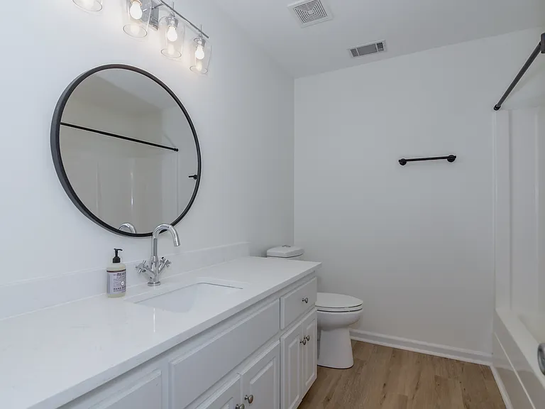 2044 Lillian Dr #1 — Photo 20