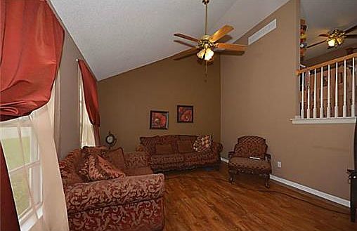 2nd image of 15525 NW 126th St