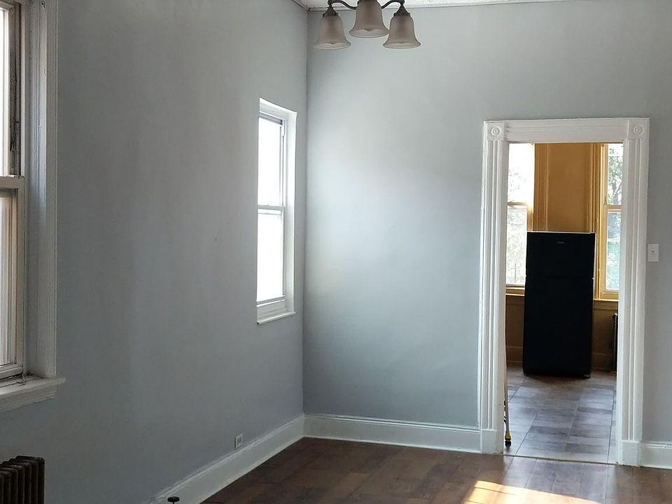 1st image of 377 Palmetto St APT 2L