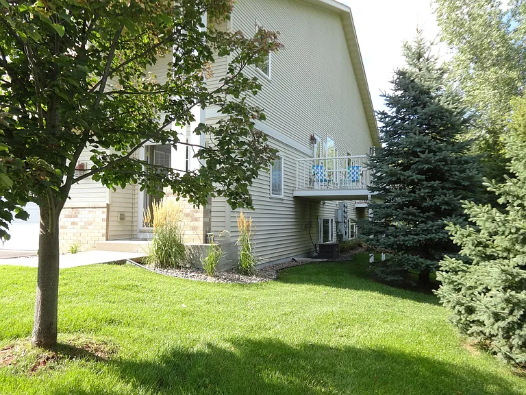 4770 Underwood Ln N #E — Photo 18