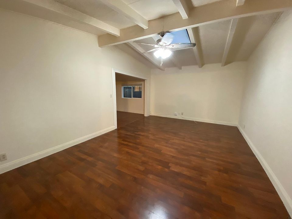 1st image of 1574 Karl St