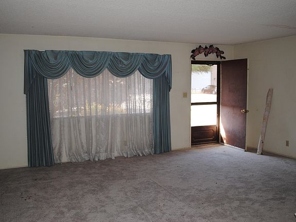 5th image of 1211 6th St