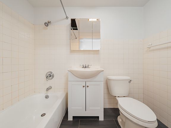 5th image of 248 McKibben St #2V