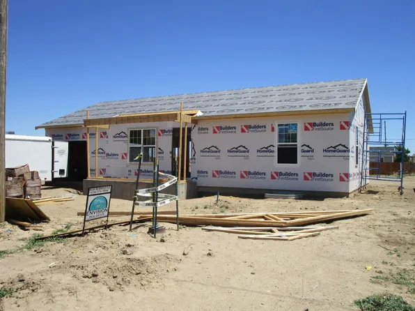 102A S Henderson St, Holcomb, KS 67851