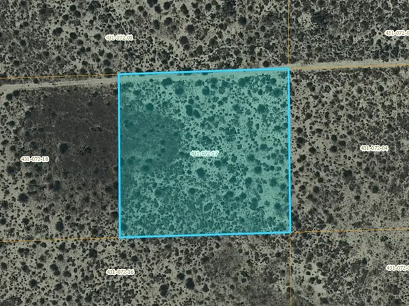 Howard St, Rosamond, CA 93560