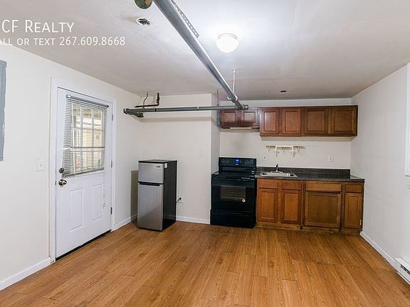 2nd image of 1501 W Allegheny Ave Unit 8