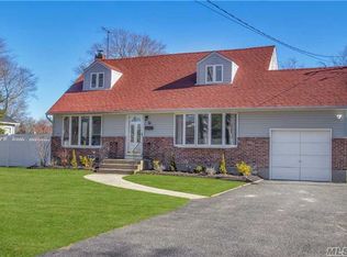 21 Furwood Dr, E Northport, NY 11731