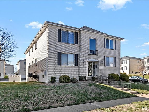 2nd image of 10022 Chardin Way APT 3