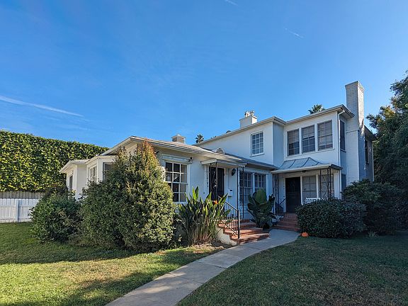 3rd image of 12144 W Sunset Blvd