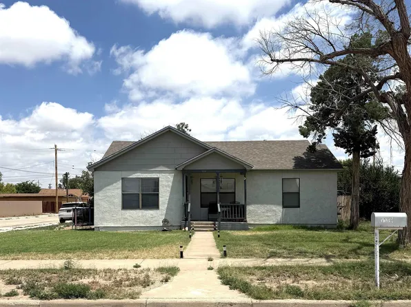 1116 W Merchant Ave, Artesia, NM 88210