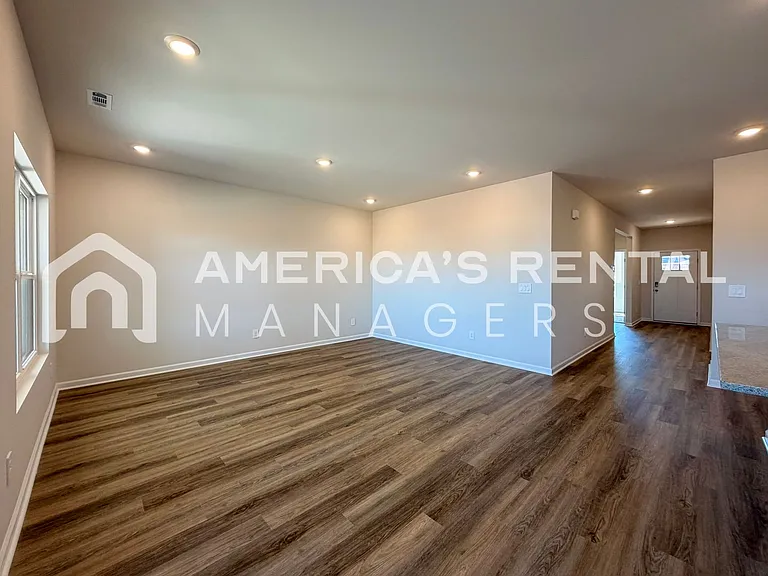 171 Keller Dr — Photo 23