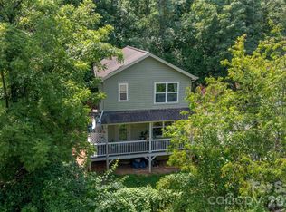 18 Old West Chapel Rd, Asheville, NC 28803