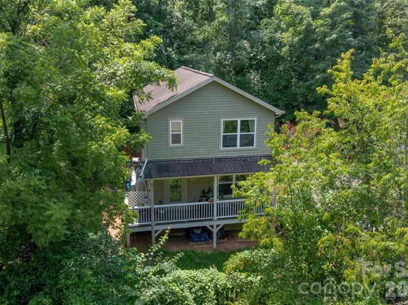 18 Old West Chapel Rd, Asheville, NC 28803