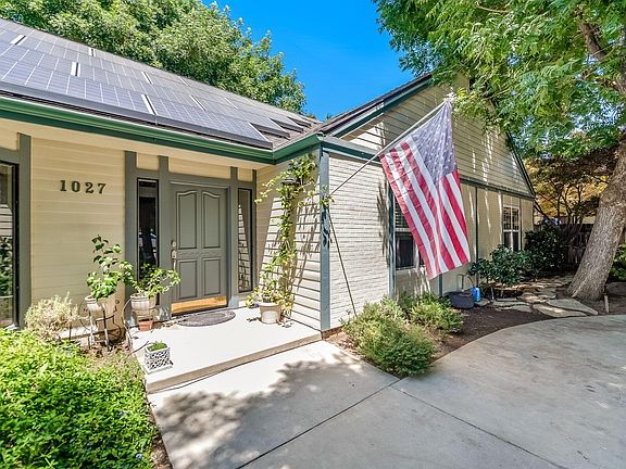 4th image of 1027 N Bollinger Street