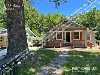 7223 Main St Photo 1 7223 Main St Photo 1