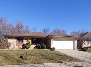18021 Gaylord Ct, Clinton Township, MI