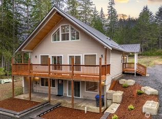 41 E Coon Drive N, Belfair, WA 98528