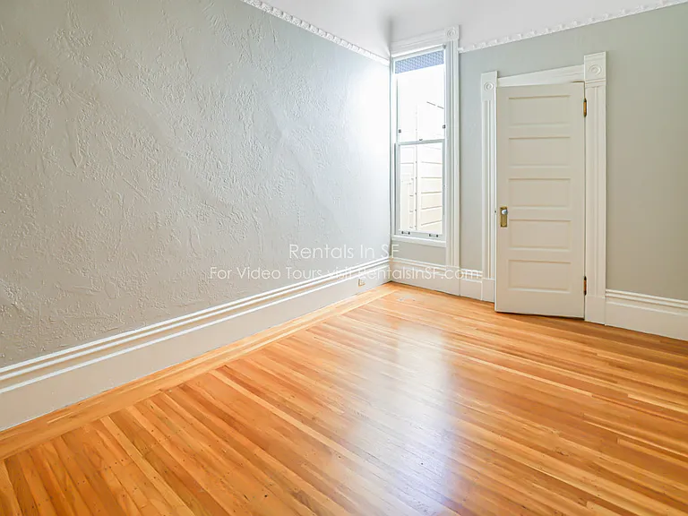 567 Waller St — Photo 21