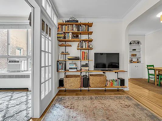 4th image of 4445 Post Rd APT 8A
