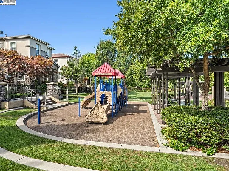 Park across the Building
