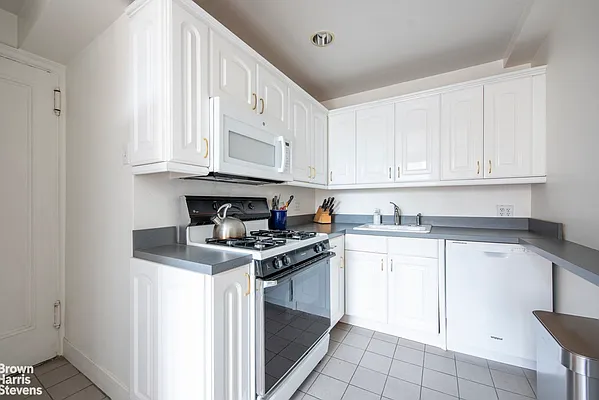 Sold by Brown Harris Stevens | media 4