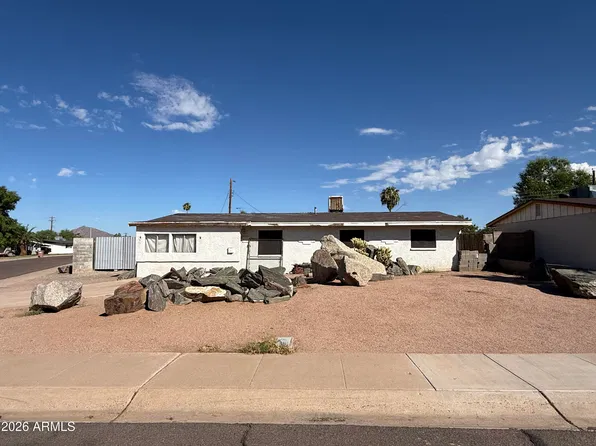 7802 E GARFIELD Street, Scottsdale, AZ 85257