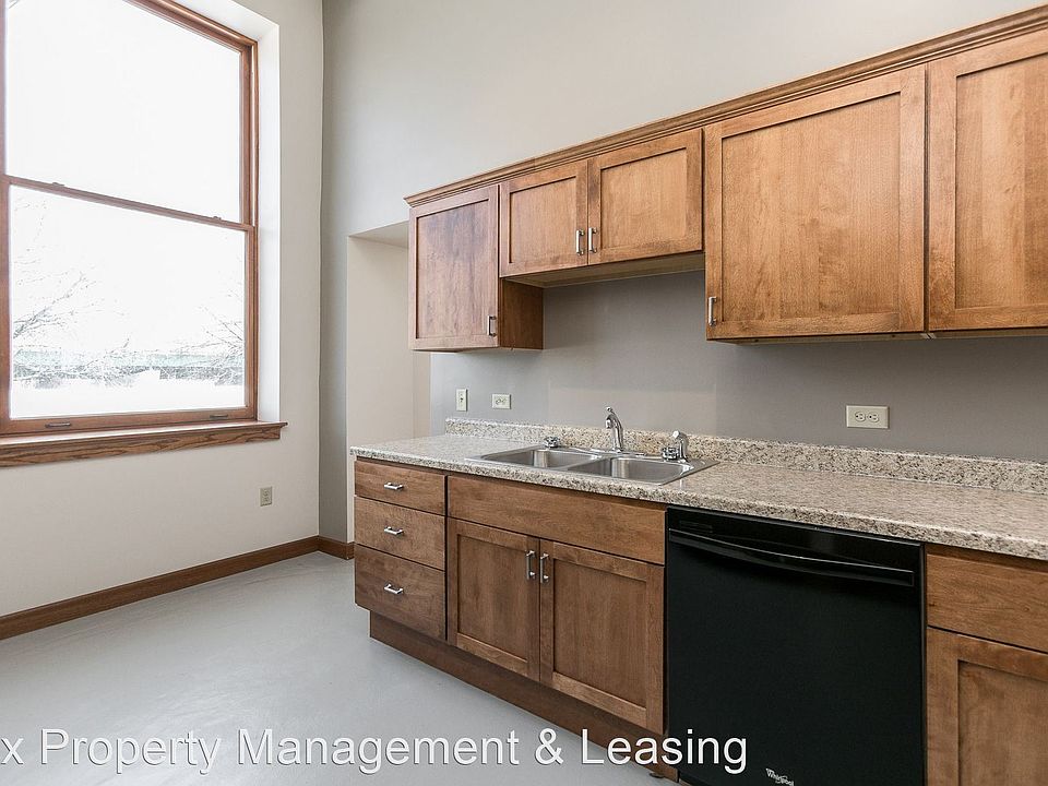 2nd image of 346 2nd Ave SW #307