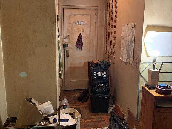 2nd image of 4823 42nd St APT 1J