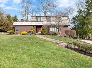 1615 Williamsburg Cir, Pittsburgh, PA 15241