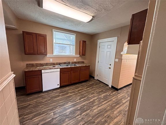 5th image of 816 Kammer Ave