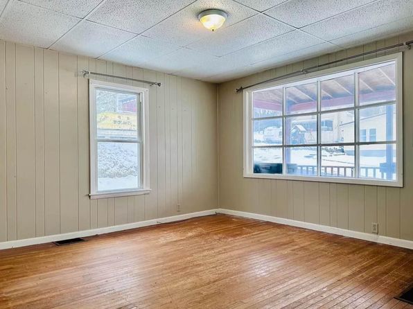 311 Grand St #1