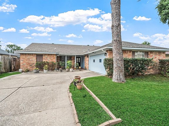 2nd image of 5523 Greenhill Forest Dr