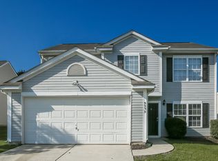 9233 Ames Hollow Rd, Charlotte, NC 28216