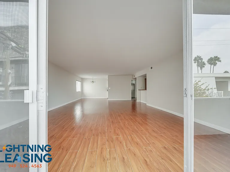 815 S Shenandoah St #302 — Photo 10