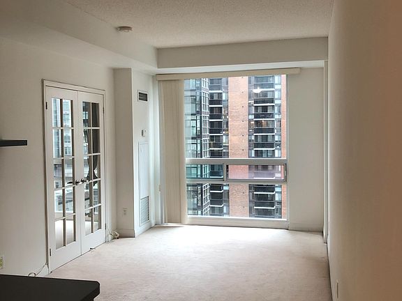 2nd image of 1121 Bay St #902