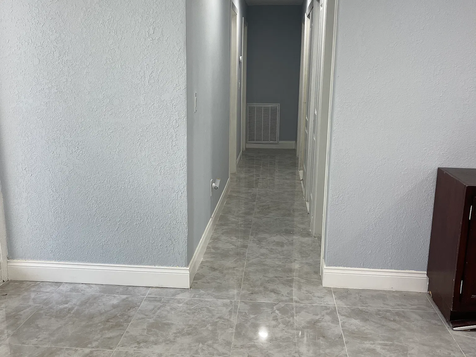 3 bed, 1750 sqft, $2,200 — Photo 3