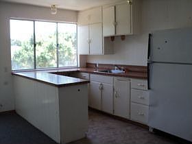 5th image of 252 Gordon Ave