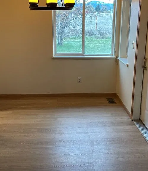 Oak Street Town Homes — Photo 26