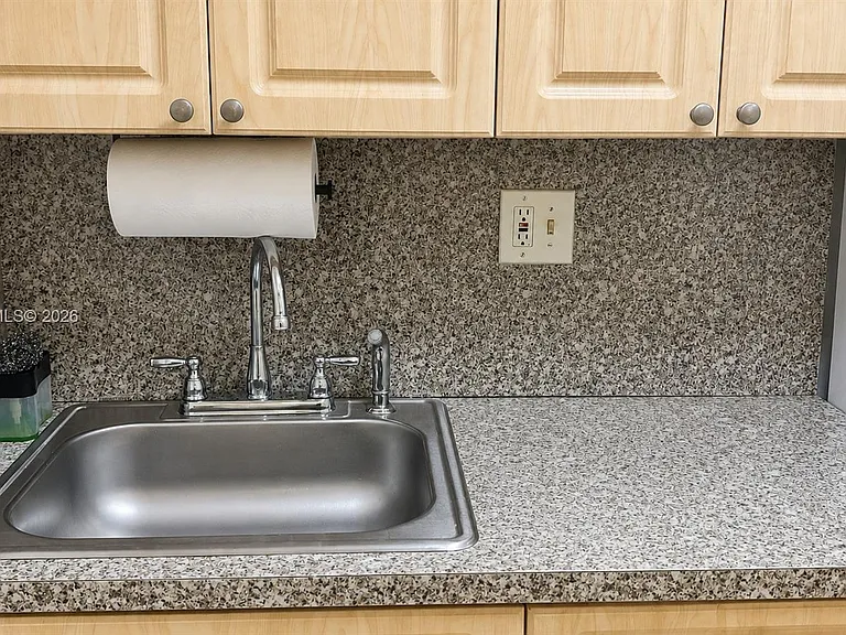 777 SW 9th Ave #207 — Photo 7