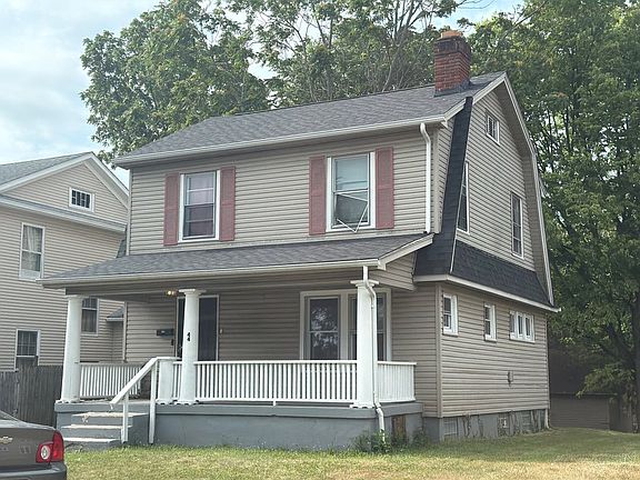 2nd image of 44 W Hudson Ave