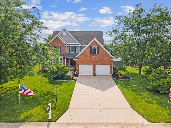 5th image of 930 Brookwood Dr