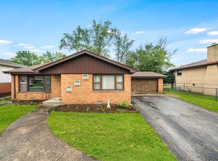 6839 W Edgewood Rd, Palos Heights, IL 60463