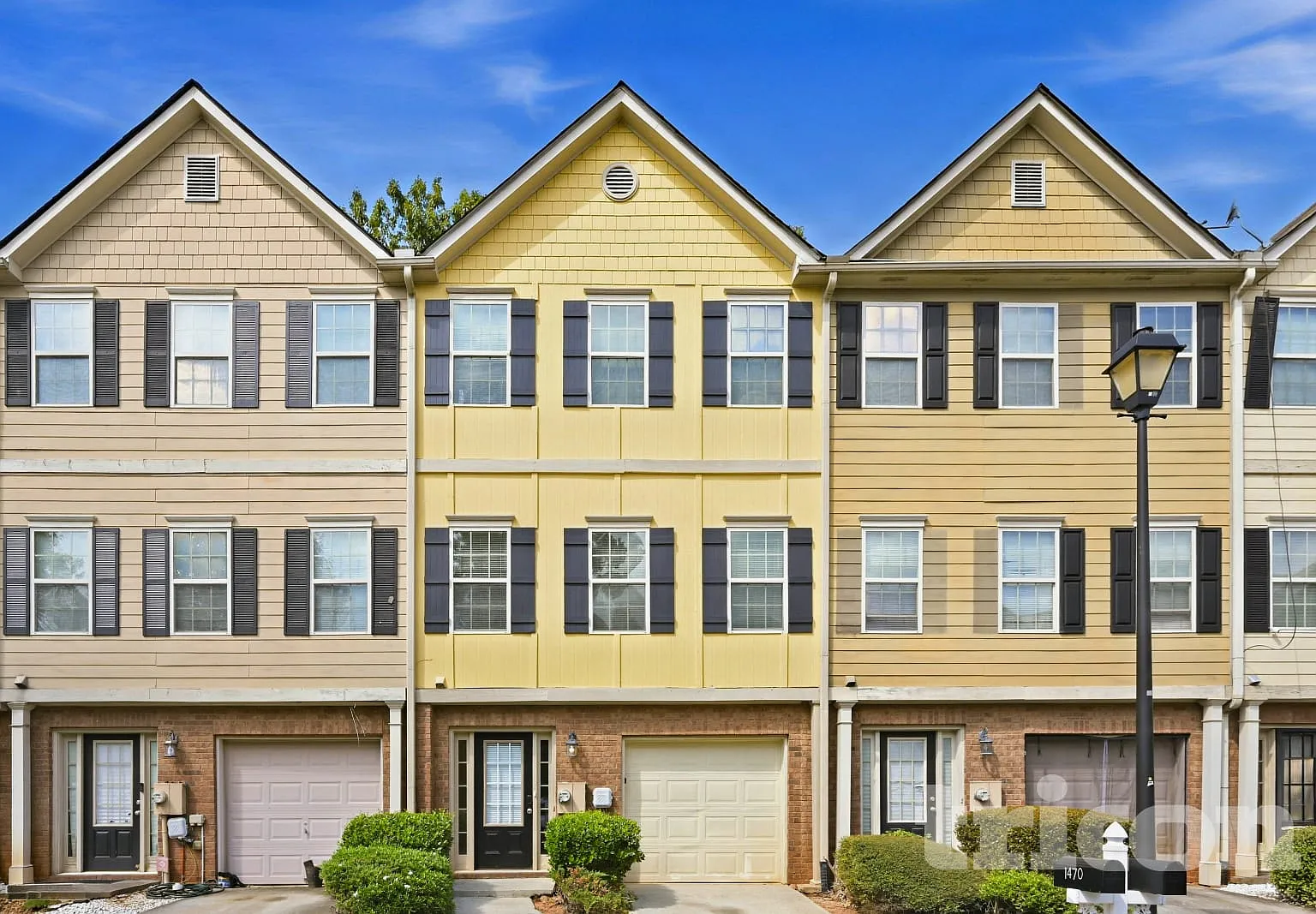 1470 Knights Trail Stone Mountain GA — Photo 1