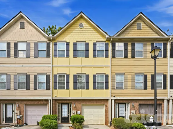 1470 Knights Trl, Stone Mountain, GA 30083