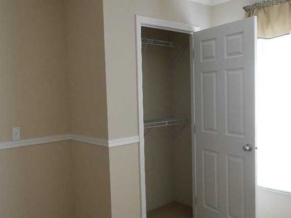 3rd image of 8454 W Bluegrass Dr