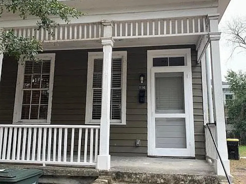 116 W 32nd St