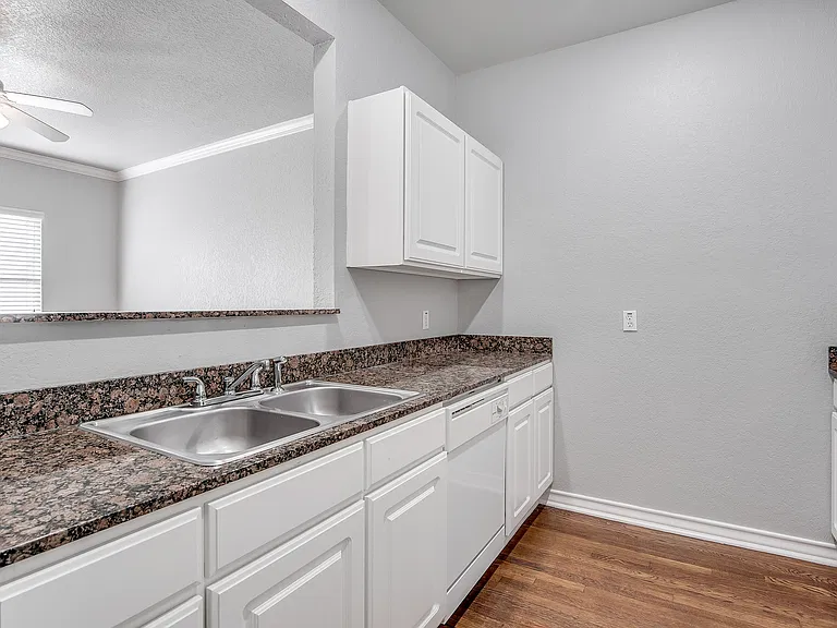 2500 S University Dr — Photo 13