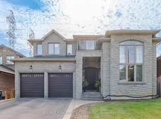 60 Jopling Ave N, Toronto, ON M9B 4G2